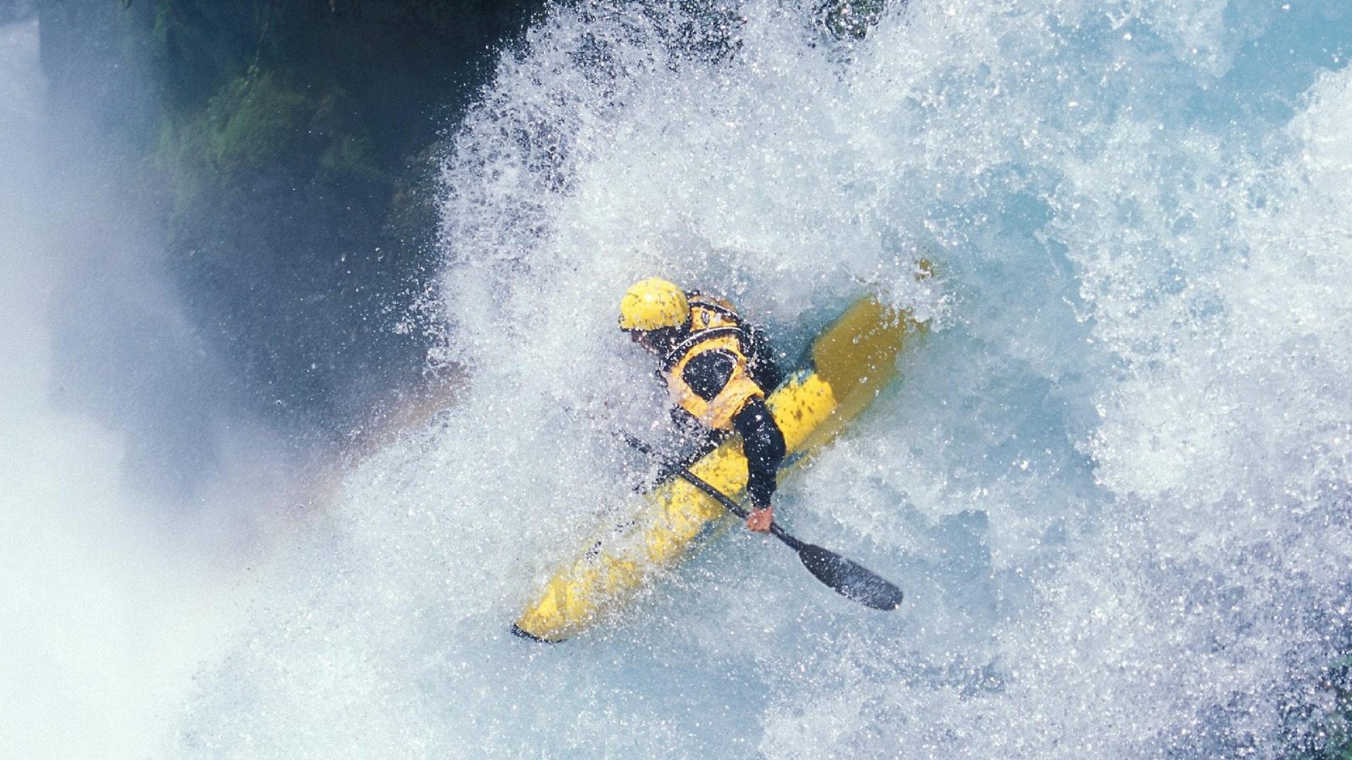 库里重要时刻出色发挥，C9带队取胜！比赛高潮迭起